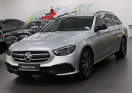 Mercedes-Benz E 300 de T-Modell MBUX/MULTIBEAM/UNFALLFREI/TOP!