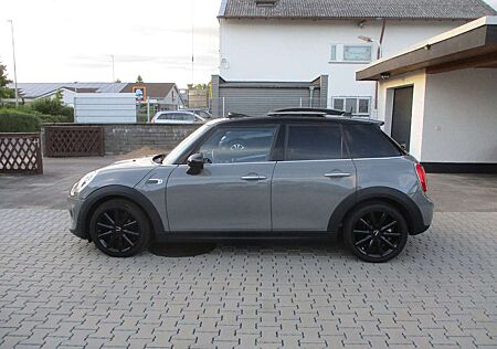 Mini Cooper D NAVI LEDER PANORAMA LED PDC SITZH TEMPO