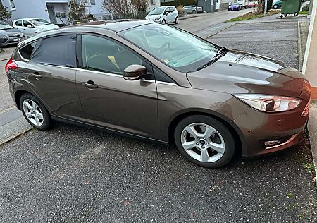 Ford Focus 1.5 EcoBoost Business Edition