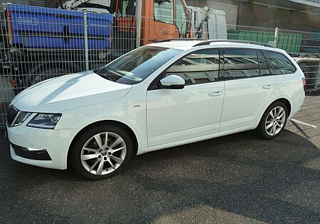 Skoda Octavia Combi Clever 1.5 TSI DSG Climatr Navi Alu