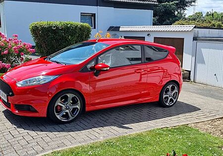 Ford Fiesta ST