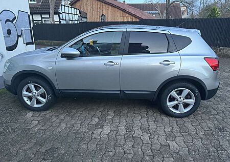 Nissan Qashqai Tekna 2.0 Benzin -4 Neue Reifen-Neuer Tüv-kamera