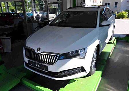 Skoda Superb Combi Ambition 2.0 TDI DSG/PANO/LED/CAM/