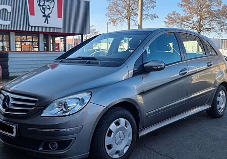 Mercedes-Benz B 170 Neu Tüv 02 2028