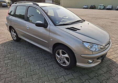 Peugeot 206 SW Tendance AUTOMATIK