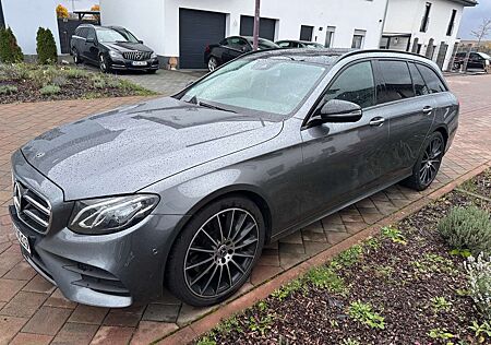 Mercedes-Benz E 400 d 4Matic T 9G-TRONIC AMG Line