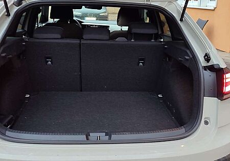 VW Taigo Volkswagen 1.5 TSI OPF DSG Move