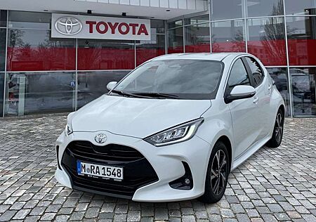 Toyota Yaris 1.5 Hybrid Teamplayer *Comfor-Paket*
