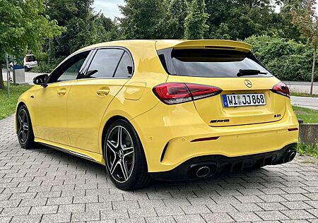 Mercedes-Benz A 35 AMG 4Matic Speedshift DCT 7G
