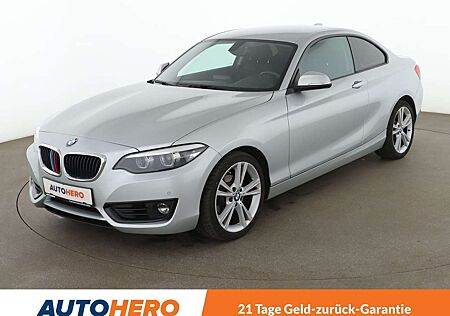 BMW 218 i Advantage Aut.*NAVI*TEMPO*PDC*SHZ*