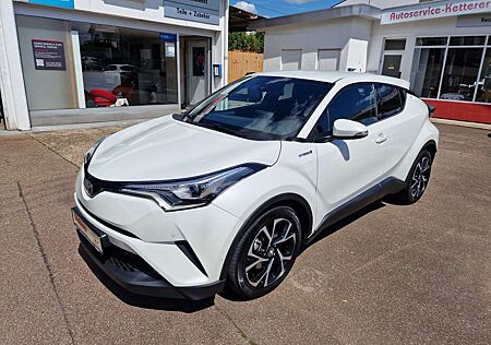 Toyota C-HR Hybrid Team D