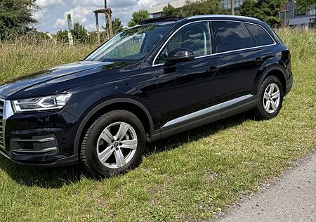 Audi Q7 3.0 TDI quattro tiptronic