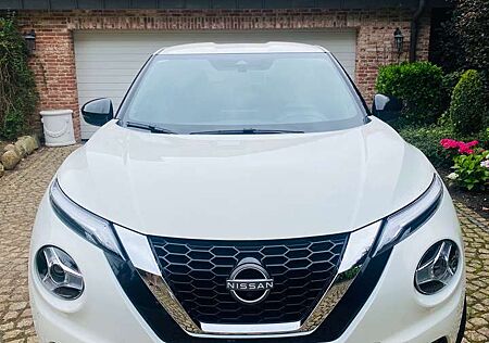 Nissan Juke 1.0 DIG-T DCT N-Connecta