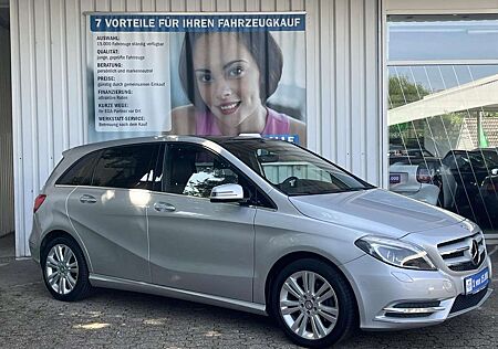 Mercedes-Benz B 200 AUTOM*PANO*XENON*SPORTPAKET*NAVI*PTS AKT*SHZG*CAM*