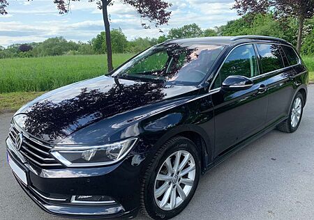 VW Passat Variant Volkswagen 1.8 ComfLine BMT *Navi *Assist *Sitzhzg. schwb.AHK