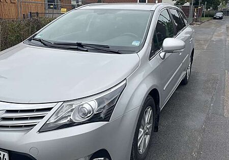 Toyota Avensis Combi 2.0 D-4D
