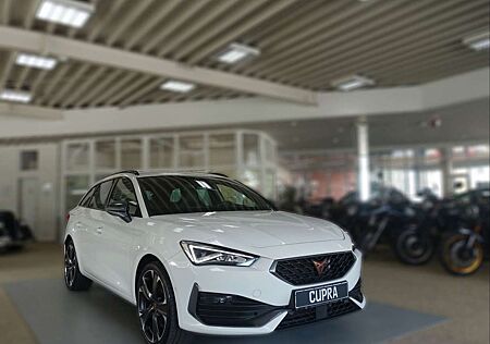 Cupra Leon Sportstourer e-Hybrid NAV / KAM / 19" / WR