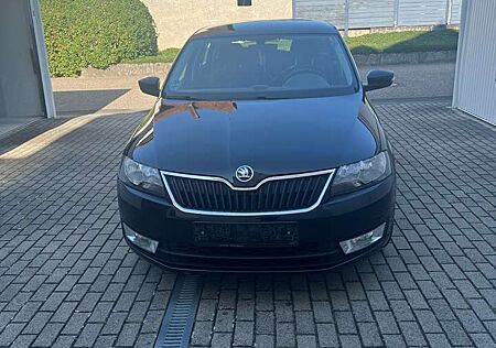 Skoda Rapid /Spaceback Spaceback 1.4 TDI (Green tec) Ambition