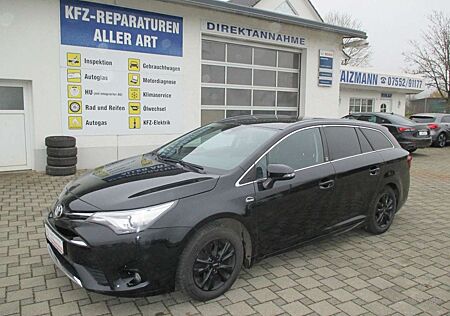 Toyota Avensis 1.8 Touring Sports Autom. Team D, Navi