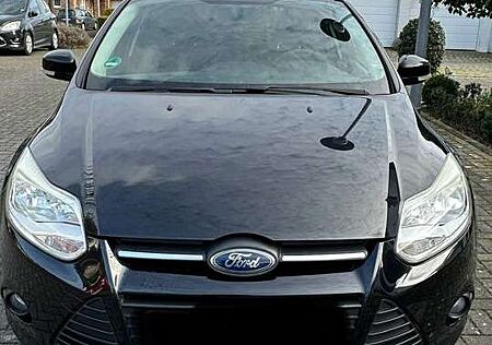 Ford Focus 1.6 TDCi DPF Start-Stopp-System Titanium