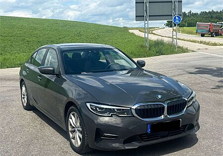 BMW 320 d xDrive Advantage