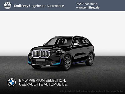 BMW iX1 xDrive30, AHK, LED, SHZ