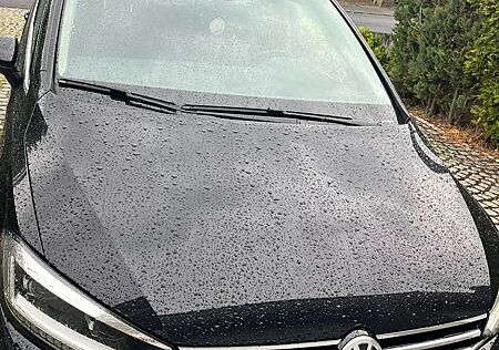 VW Touran Volkswagen Highline BMT/Start-Stopp