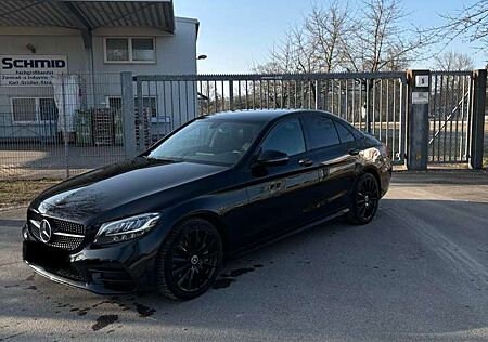 Mercedes-Benz C 300 de AMG Line