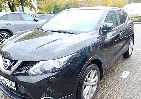 Nissan Qashqai 1.2 DIG-T Xtronic ACENTA
