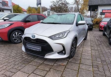 Toyota Yaris Hybrid Club *Comfort* neues Modell!!