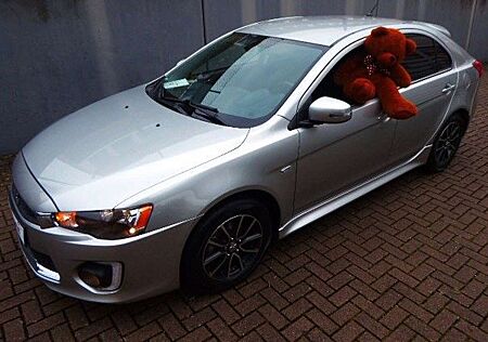 Mitsubishi Lancer Sportback Plus Automatik 1.Hand