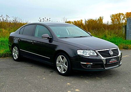 VW Passat Volkswagen 2.0 TDI DPF Sportline *Sitzh~Navi~StHZ*