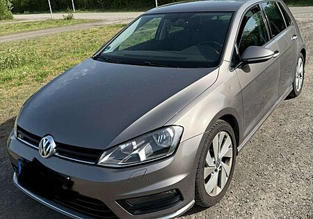 VW Golf Volkswagen 5p 2.0 tdi Executive 150cv