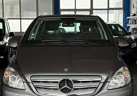 Mercedes-Benz B 180 CDI Außergewöhnlicher Zustand !