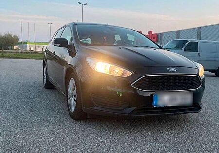 Ford Focus Turnier 1.5 TDCi DPF Start-Stopp-System Trend
