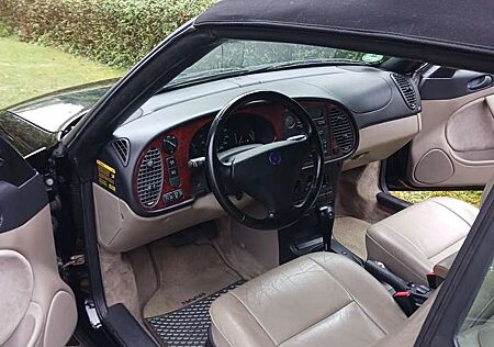 Saab 900 Cabrio 2.3 SE Automatik