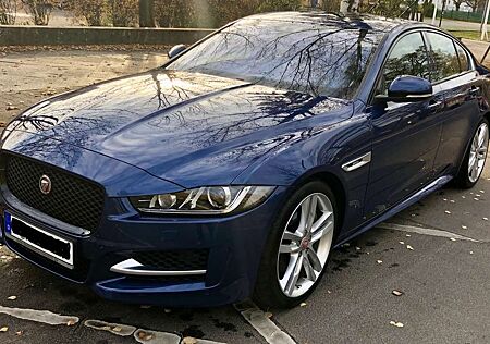 Jaguar XE 25t R-Sport