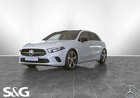 Mercedes-Benz A 180 d PANORAMA+NIGHTPAKET+CARPLAY+MBUX+LED+18"