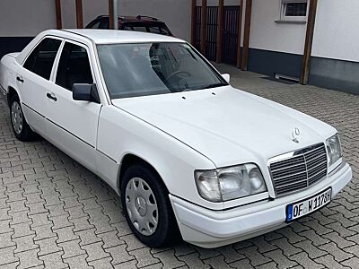 Mercedes-Benz E 200 Diesel Oldtimer H