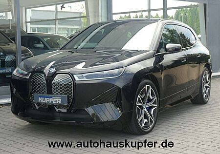 BMW iX xDrive50 Sportpak.°22-PANO°Mass.*Aktivlenk.