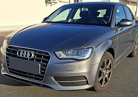 Audi A3 Sportback 1.4 R4 90 M6S Attraction