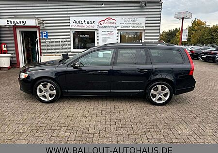 Volvo V70 Kombi Momentum*2.HAND*KLIMA*GSD*BI-XENON*