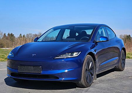 Tesla Model 3 LR AWD Highland + EAP 2024
