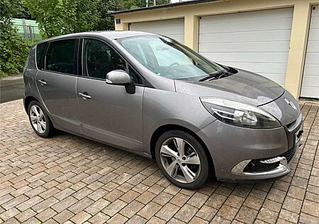 Renault Scenic 1,5 Leder,Navi,TüV 2/2026