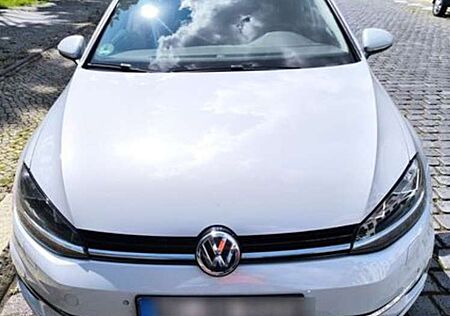 VW Golf Volkswagen 1.6 TDI (BlueMotion Technology)Comfortline TÜV Neu