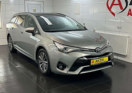 Toyota Avensis 2.0 D-4D Touring Sports Business Edition