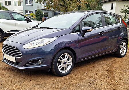 Ford Fiesta Titanium/Navi/PDC v+h/Automatik/Zahnriemen Neu/EU5