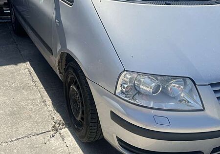 VW Sharan Volkswagen 1.9 TDI Comfortline Family
