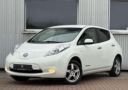 Nissan Leaf Acenta Zoro Emission Navi Kamera