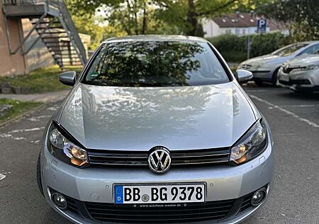 VW Golf Volkswagen 1.2 TSI Trendline (122Ps)
